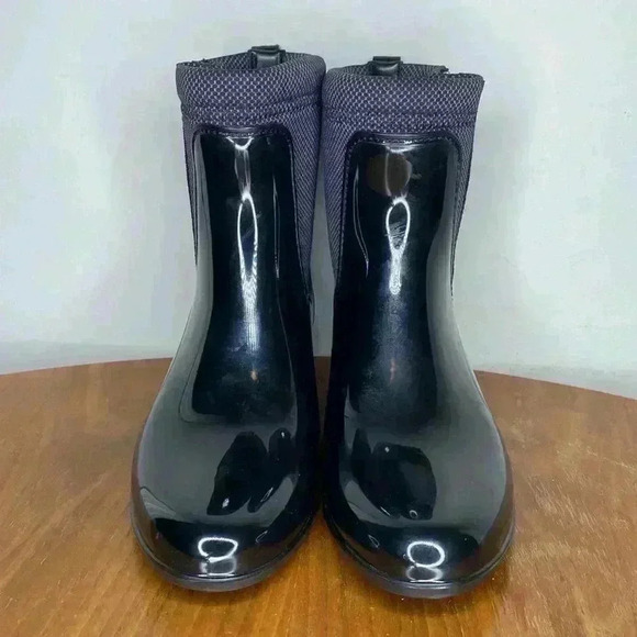 Call It Spring Black Shiny Vegan Boots Rain Womens Size 7 NWOT NEW - Picture 2 of 10